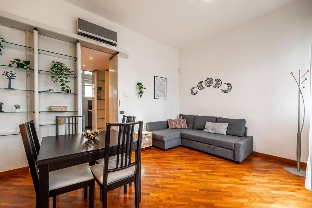 Carrobbio'S Nest - Elegant With Wifi And Netflix Lägenhet Milano Exteriör bild