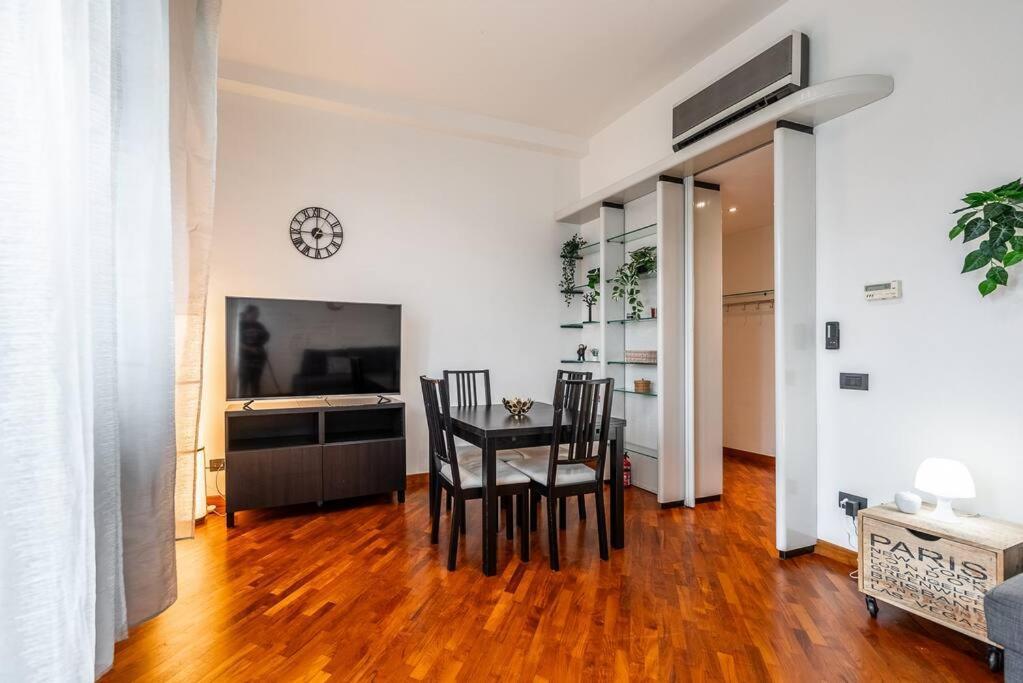 Carrobbio'S Nest - Elegant With Wifi And Netflix Lägenhet Milano Exteriör bild