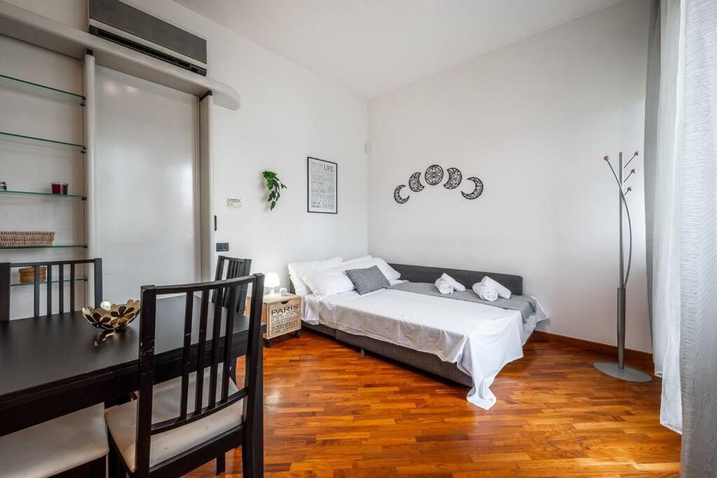 Carrobbio'S Nest - Elegant With Wifi And Netflix Lägenhet Milano Exteriör bild