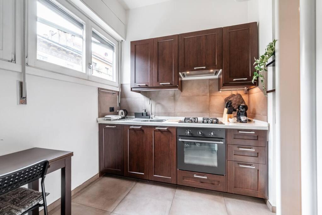 Carrobbio'S Nest - Elegant With Wifi And Netflix Lägenhet Milano Exteriör bild